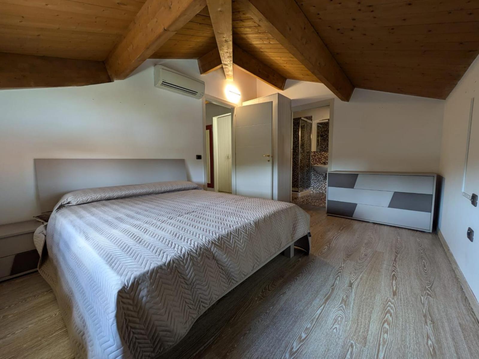 Ferienwohnung Elegante E Indipendente Riccione Exterior foto